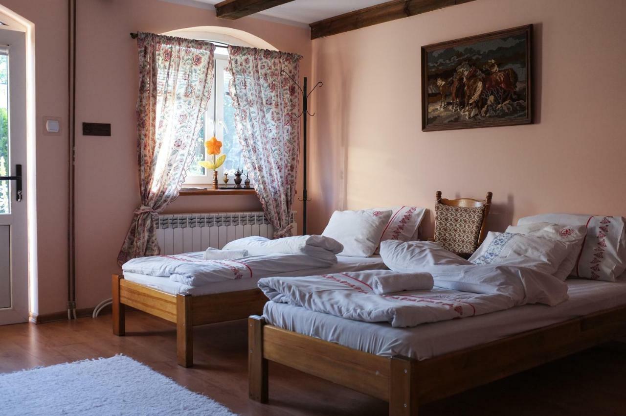 Zajazd Wiejski Szczechy Wielkie Esterno foto